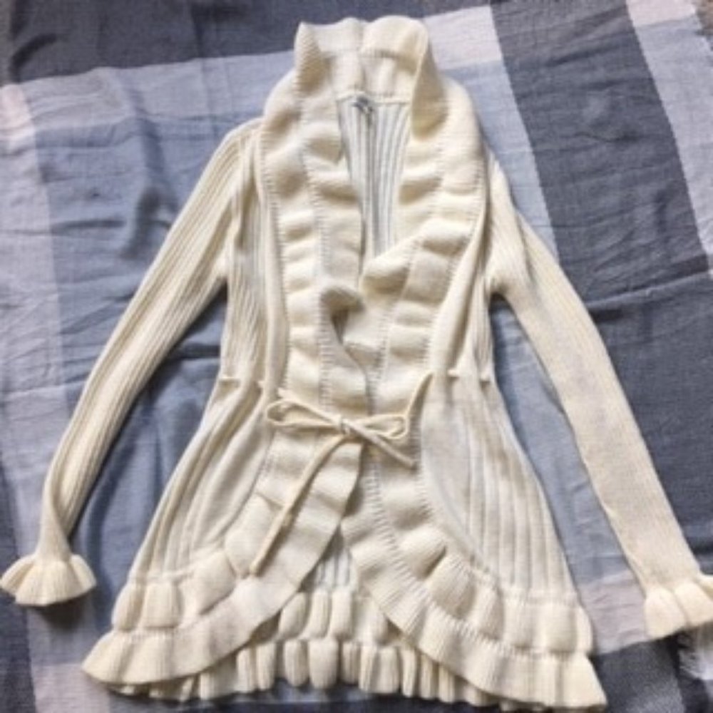 Cache wool and angora sweater